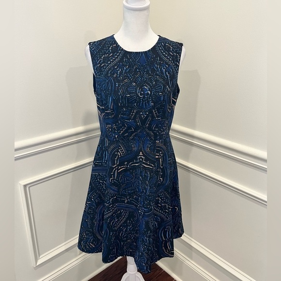 Nanette Lepore Dresses & Skirts - Nanette Lepore Women's Dress Sz 6 Blue Black Sleeveless Lined Fit & Flare Silk
